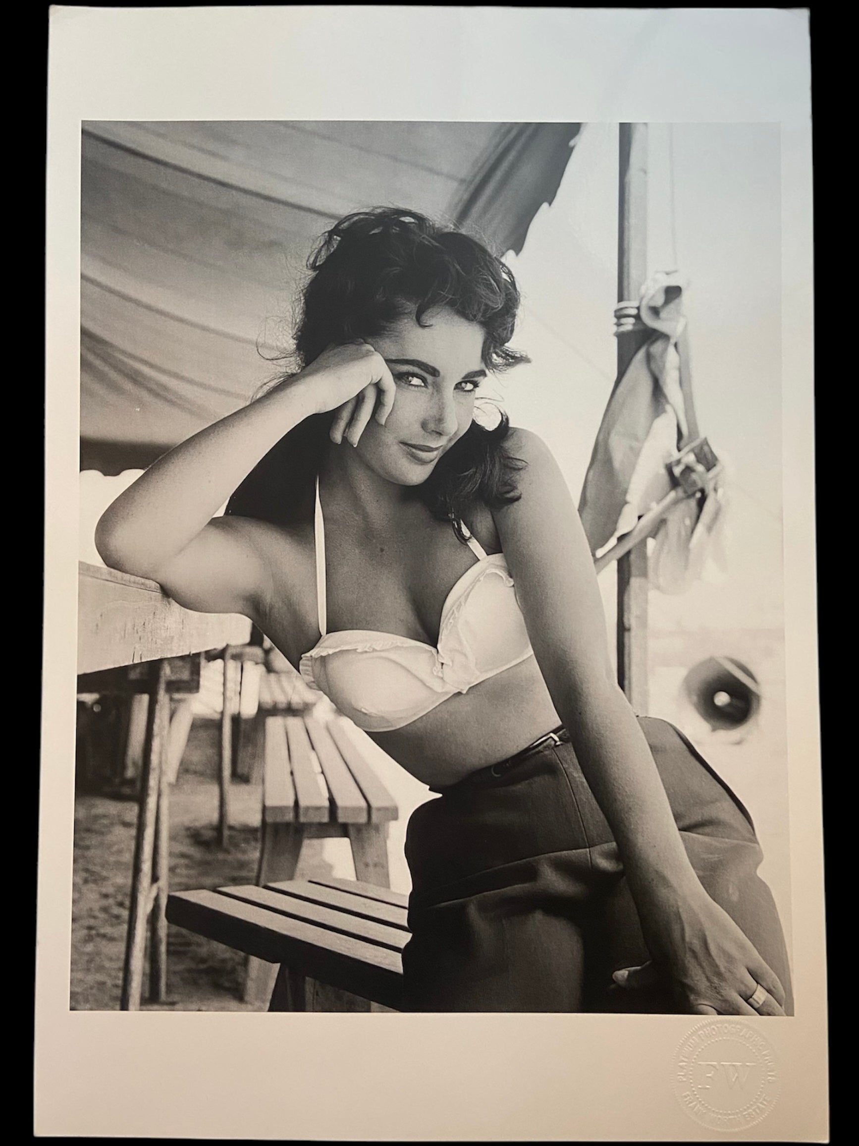 Frank Worth Print: Elizabeth Taylor